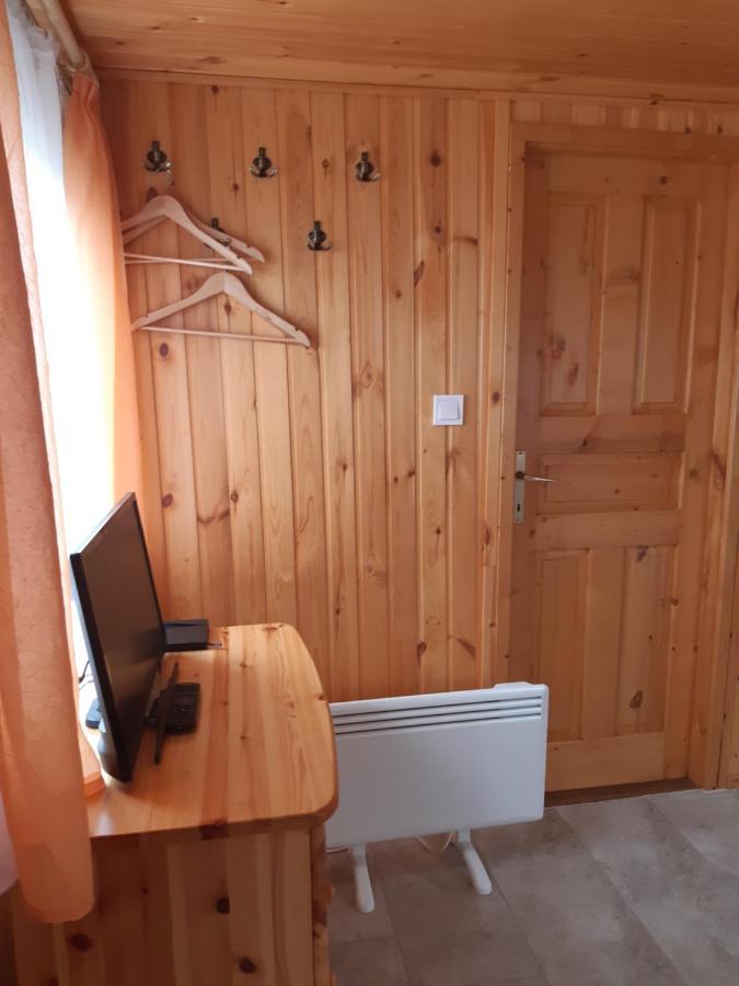 Matyas Apartman Tard Exteriör bild